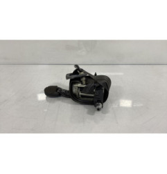 Pretensionneur de ceinture avant gauche OPEL CORSA D