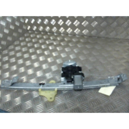 Leve vitre electrique avant droit RENAULT CLIO 4 Photo n°1