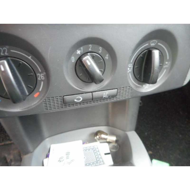 Retroviseur droit SKODA FABIA 1 Photo n°9