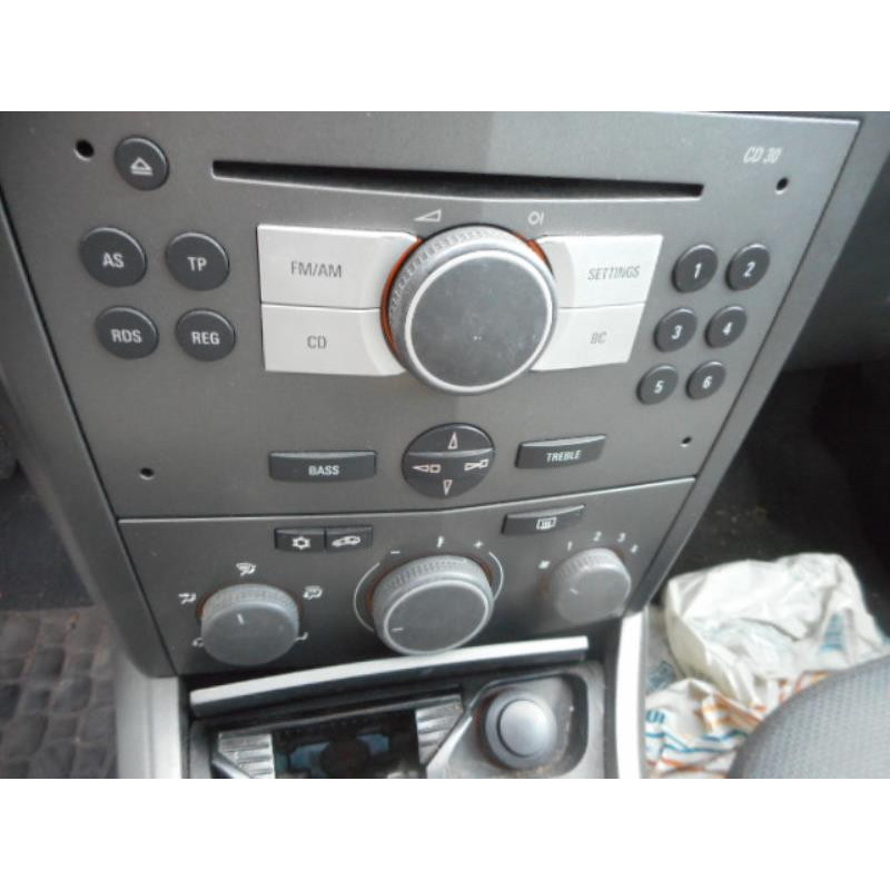 Autoradio d'origine OPEL ASTRA H Photo n°9