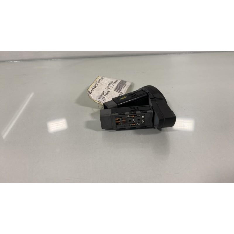 Bouton/Interrupteur HYUNDAI I 10 1 Photo n°2