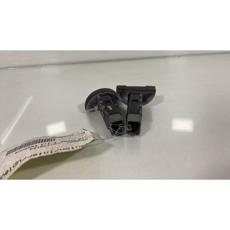 Bouton/Interrupteur HYUNDAI I 10 1 Photo n°3