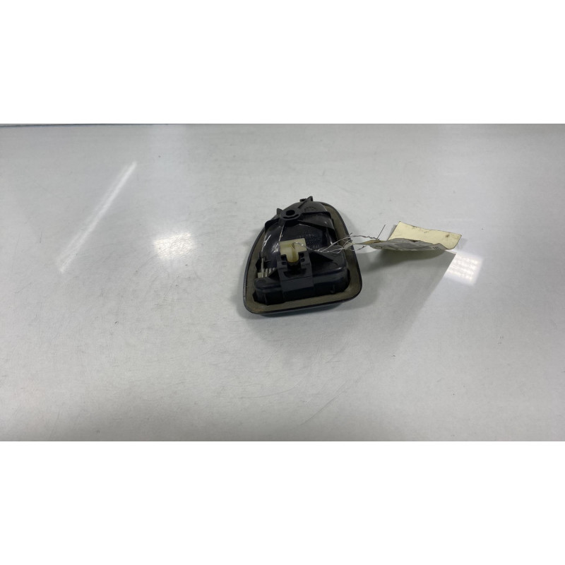Poignee interieur avant droit RENAULT CLIO 2 Photo n°2