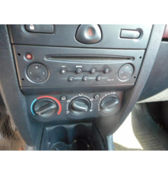 Poignee interieur avant droit RENAULT CLIO 2