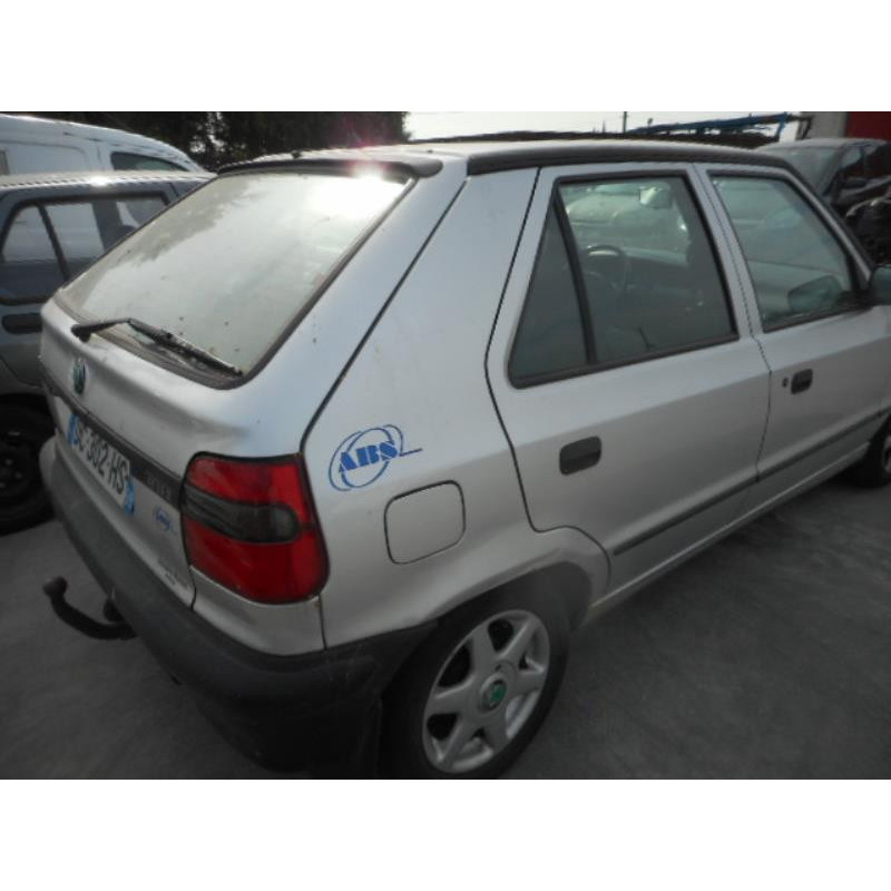 Optique avant secondaire gauche (feux)(clignotant) SKODA FELICIA Photo n°6