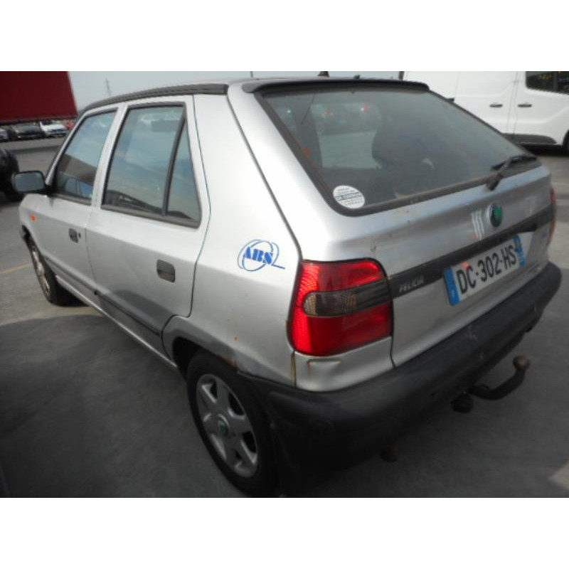 Optique avant secondaire gauche (feux)(clignotant) SKODA FELICIA Photo n°7