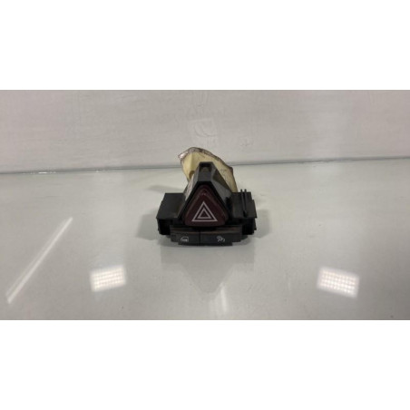 Bouton de warning OPEL CORSA D Photo n°1