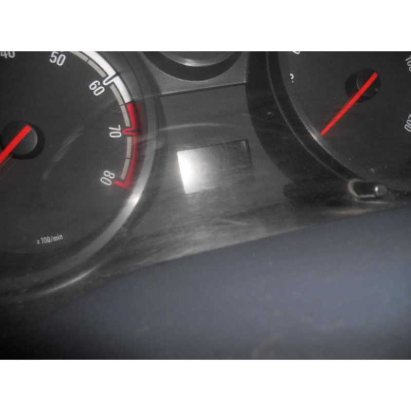 Bouton de warning OPEL CORSA D Photo n°9
