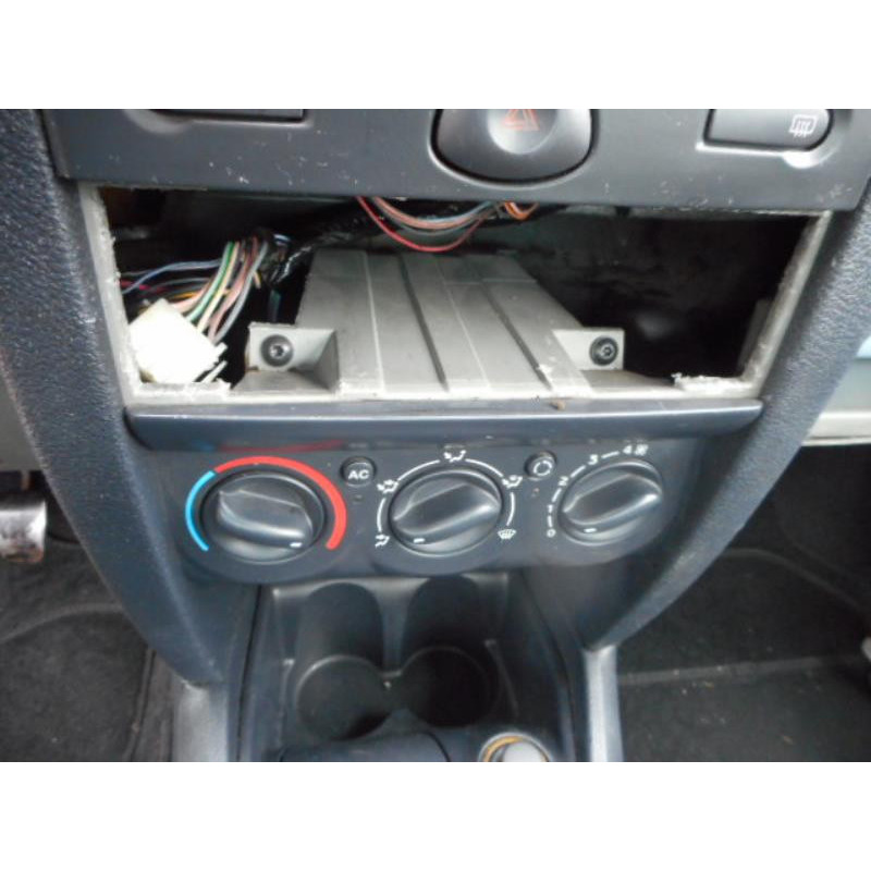 Poignee interieur avant gauche RENAULT CLIO 2 Photo n°9