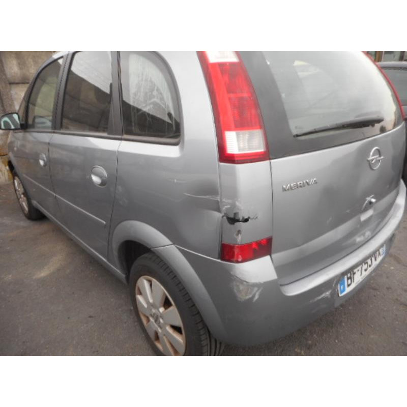 Alternateur OPEL MERIVA A Photo n°8