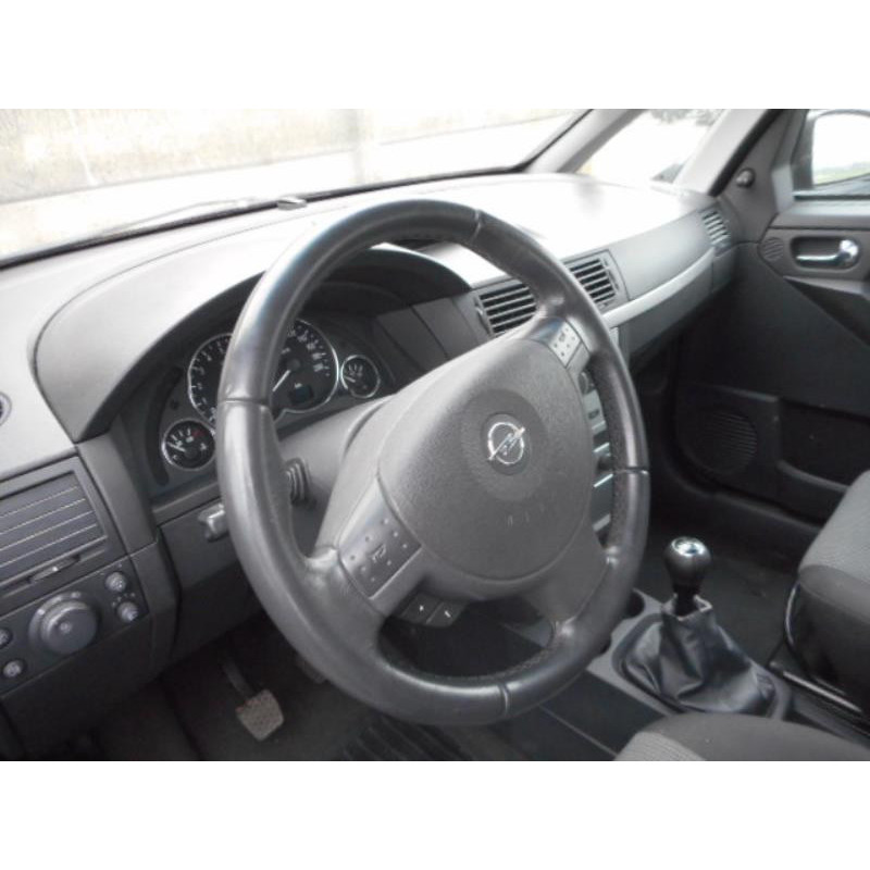 Alternateur OPEL MERIVA A Photo n°9
