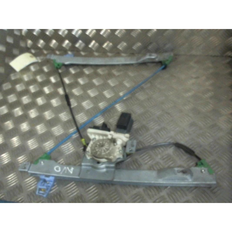 Leve vitre electrique avant droit CITROEN C2 Photo n°1