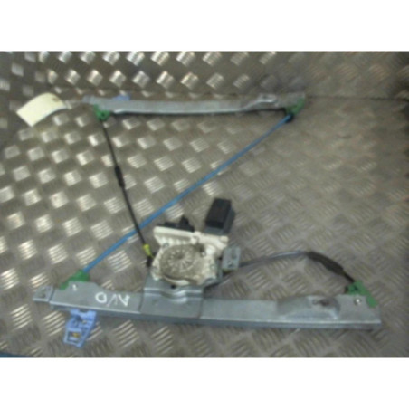 Leve vitre electrique avant droit CITROEN C2 Photo n°1