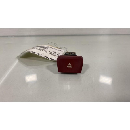 Bouton de warning CITROEN C4 PICASSO 1 Photo n°1