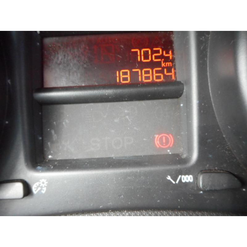 Bouton de warning PEUGEOT 308 1 Photo n°12