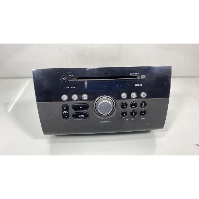 Autoradio d'origine SUZUKI SWIFT 3 Photo n°1