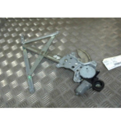 Leve vitre electrique avant droit SUZUKI SWIFT 3 Photo n°1