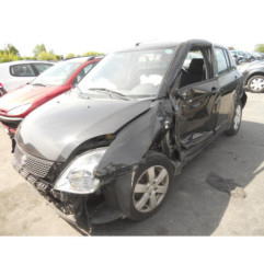 Poignee interieur avant droit SUZUKI SWIFT 3