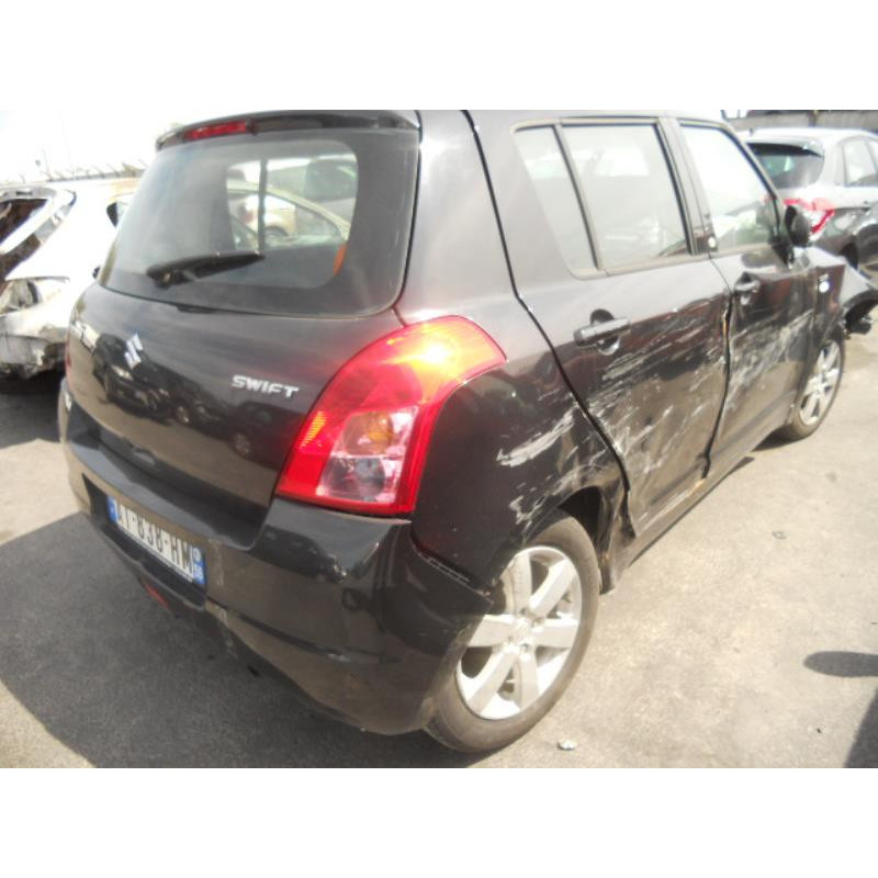Poignee interieur avant droit SUZUKI SWIFT 3 Photo n°7