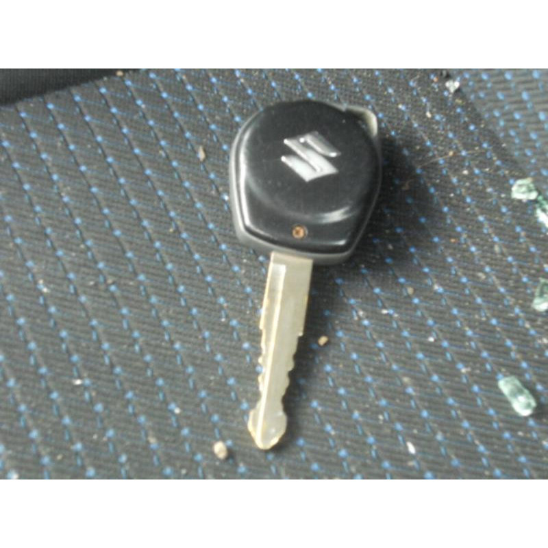 Poignee interieur avant droit SUZUKI SWIFT 3 Photo n°12