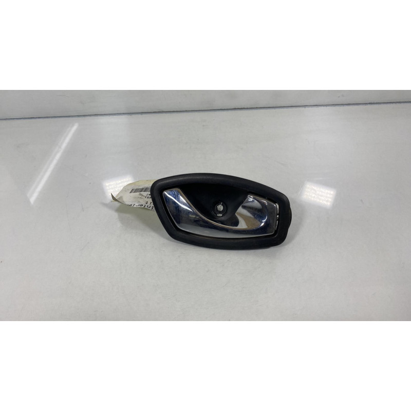 Poignee interieur avant droit RENAULT CLIO 4 Photo n°1