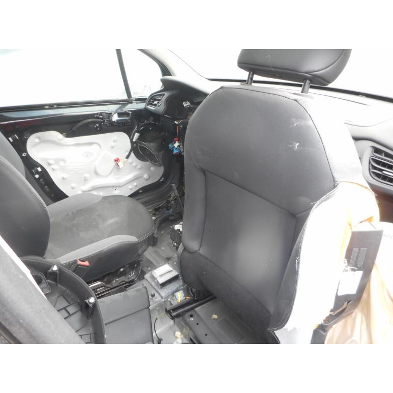Poignee porte avant droit CITROEN C3 2 Photo n°8