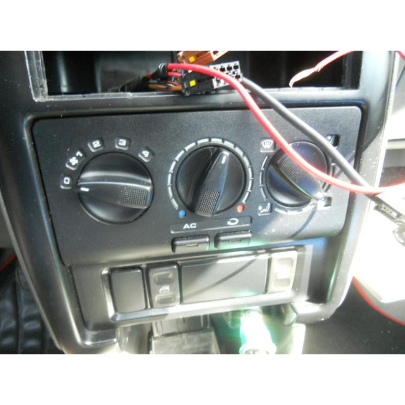 Optique avant secondaire gauche (feux)(clignotant) VOLKSWAGEN POLO 3 Photo n°9