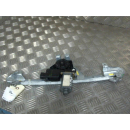 Leve vitre electrique arriere droit OPEL VECTRA B Photo n°1