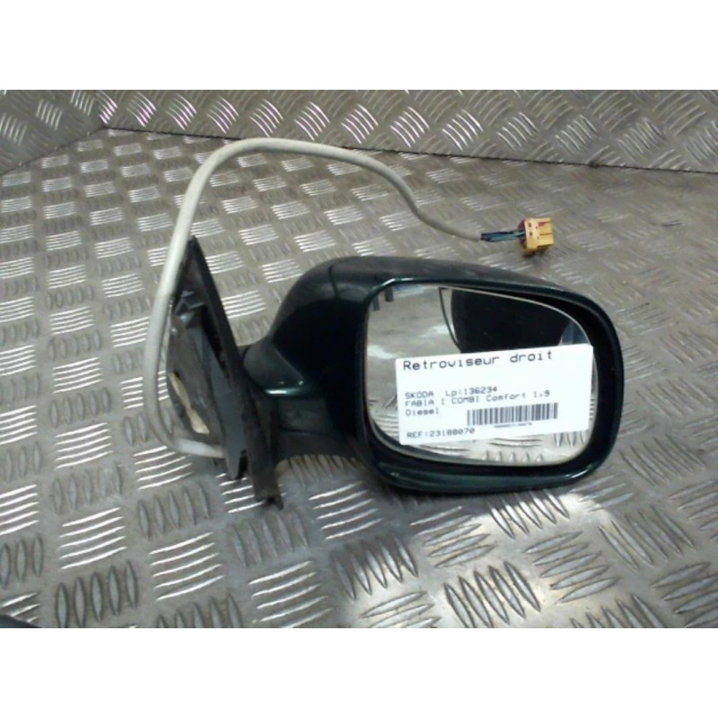 Retroviseur droit SKODA FABIA 1 Photo n°1