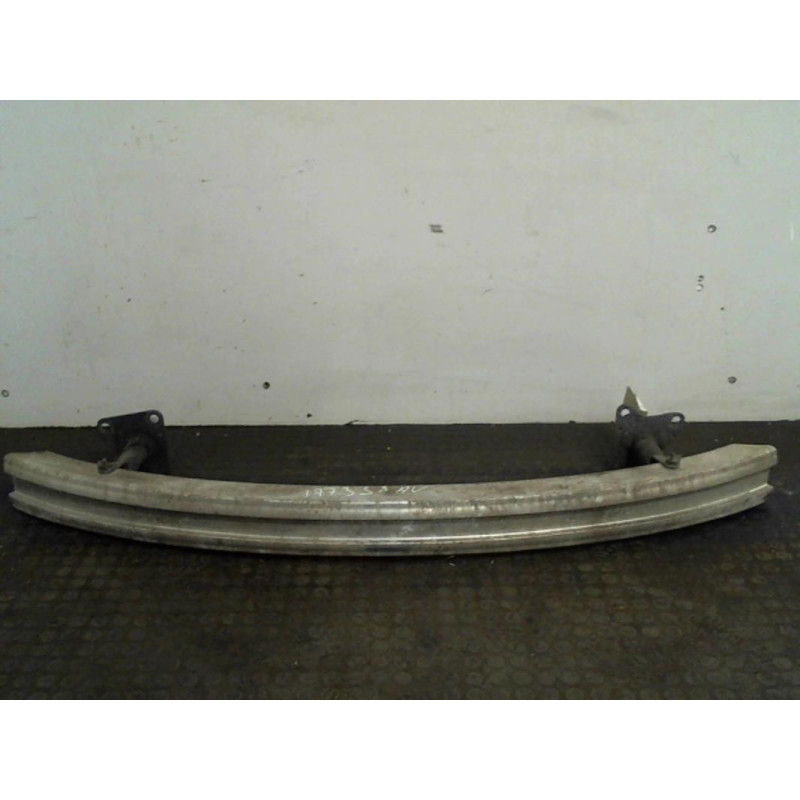 Renfort pare choc avant (traverse) VOLKSWAGEN PASSAT 4 Photo n°1