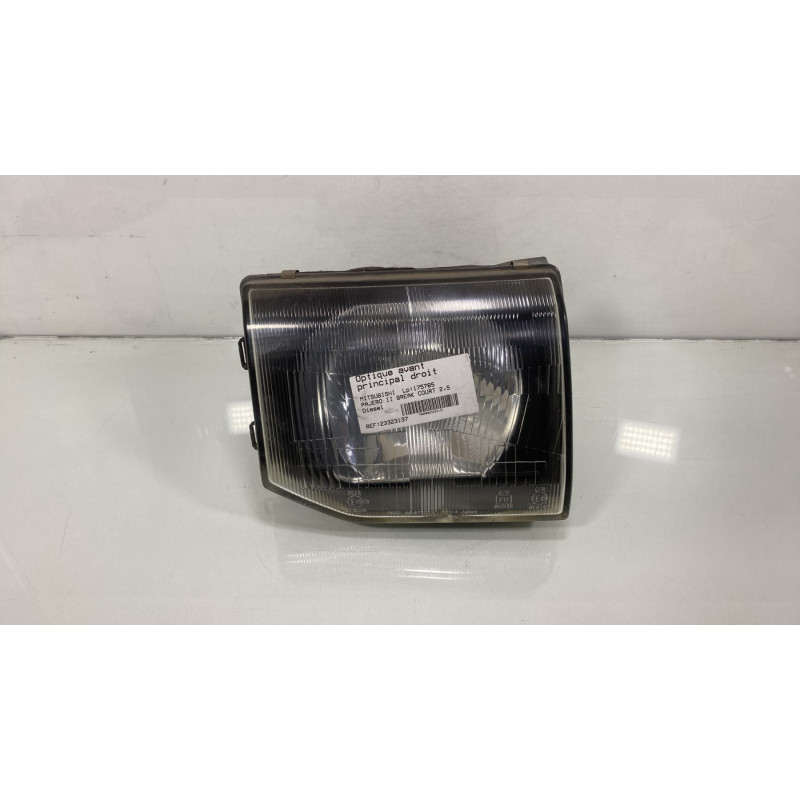 Optique avant principal droit (feux)(phare) MITSUBISHI PAJERO 2 Photo n°1