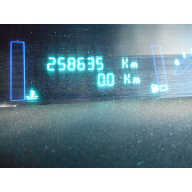 Trappe d'essence RENAULT SCENIC 2 Photo n°10