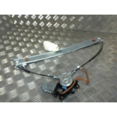 Leve vitre electrique avant droit MAZDA PREMACY Photo n°1
