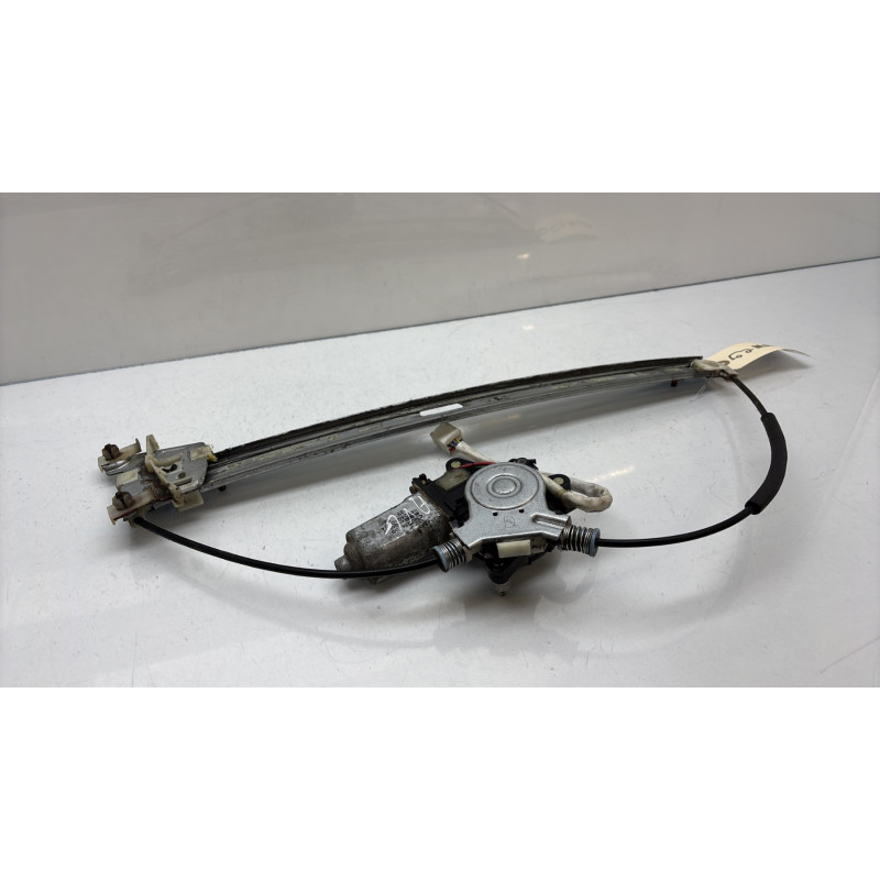 Leve vitre electrique avant gauche MAZDA PREMACY Photo n°5