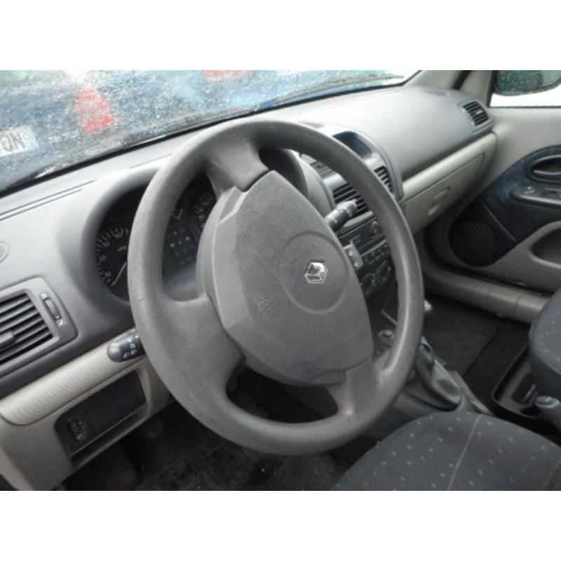 Poignee porte avant gauche RENAULT CLIO 2 Photo n°8