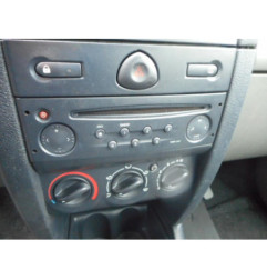 Poignee porte avant gauche RENAULT CLIO 2