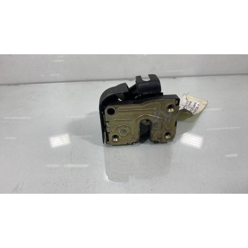 Serrure avant droit RENAULT CLIO 2 Photo n°1