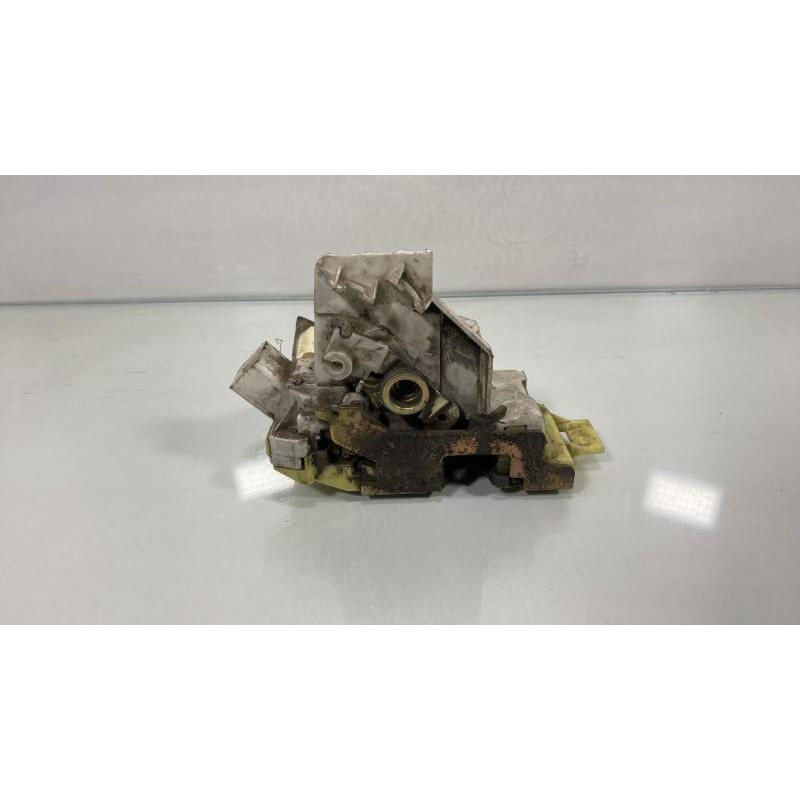 Serrure avant droit FORD FOCUS 1 Photo n°1