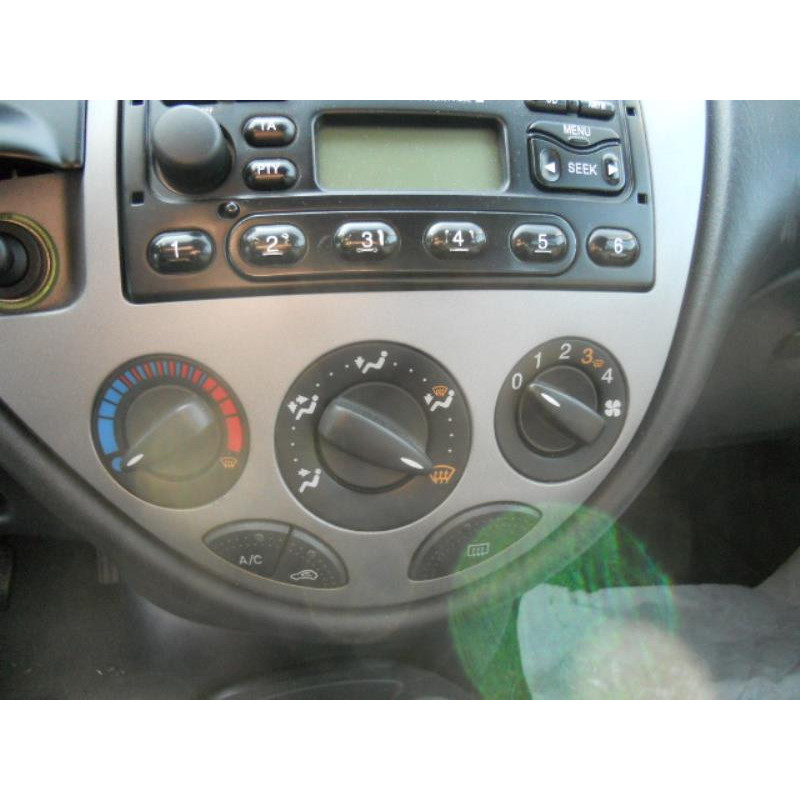 Serrure avant droit FORD FOCUS 1 Photo n°9