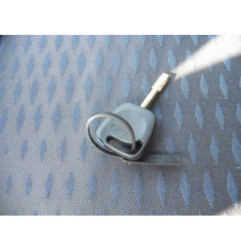 Serrure avant droit FORD FOCUS 1