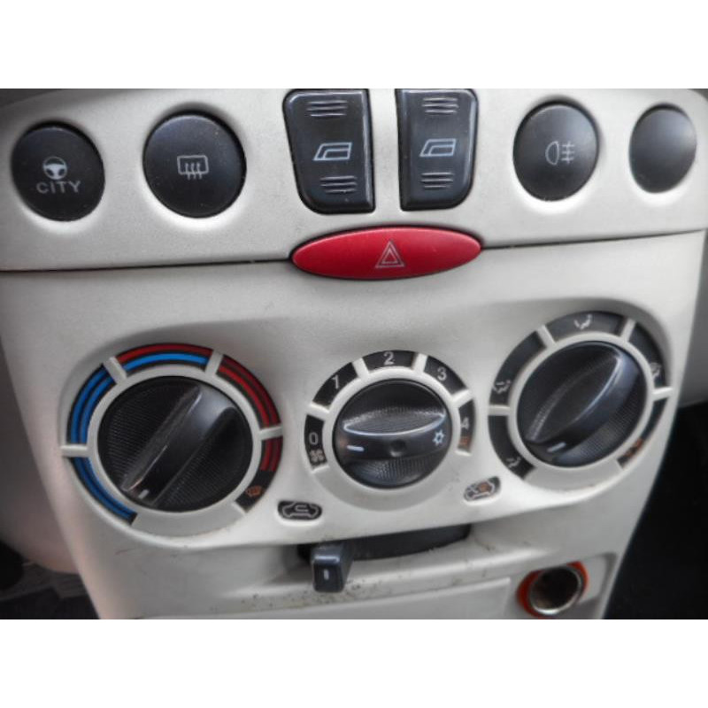 Serrure avant droit FIAT PUNTO 2 Photo n°9