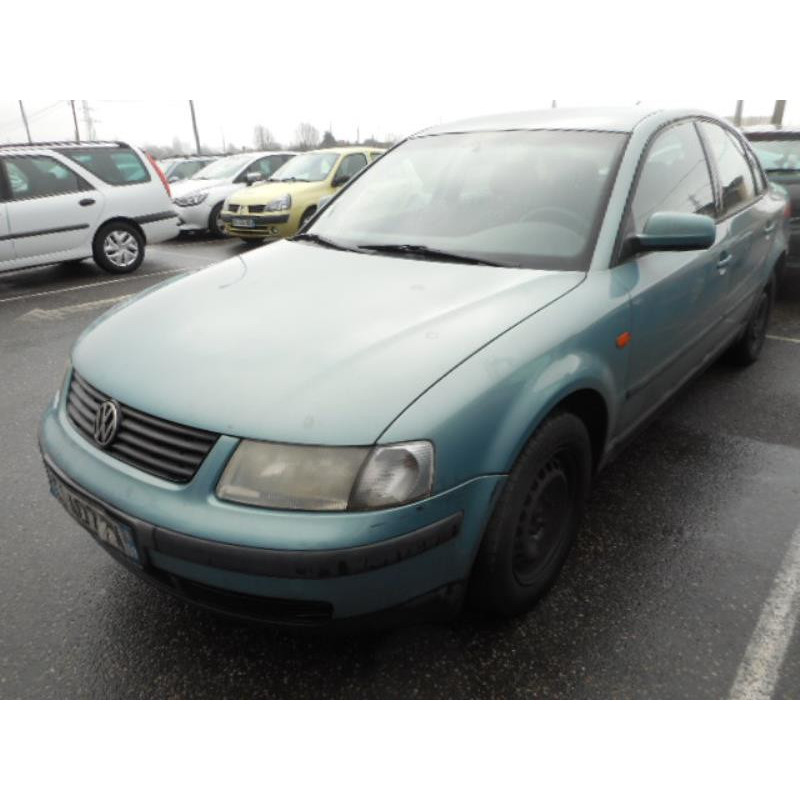 Aile avant gauche VOLKSWAGEN PASSAT 4 Photo n°2