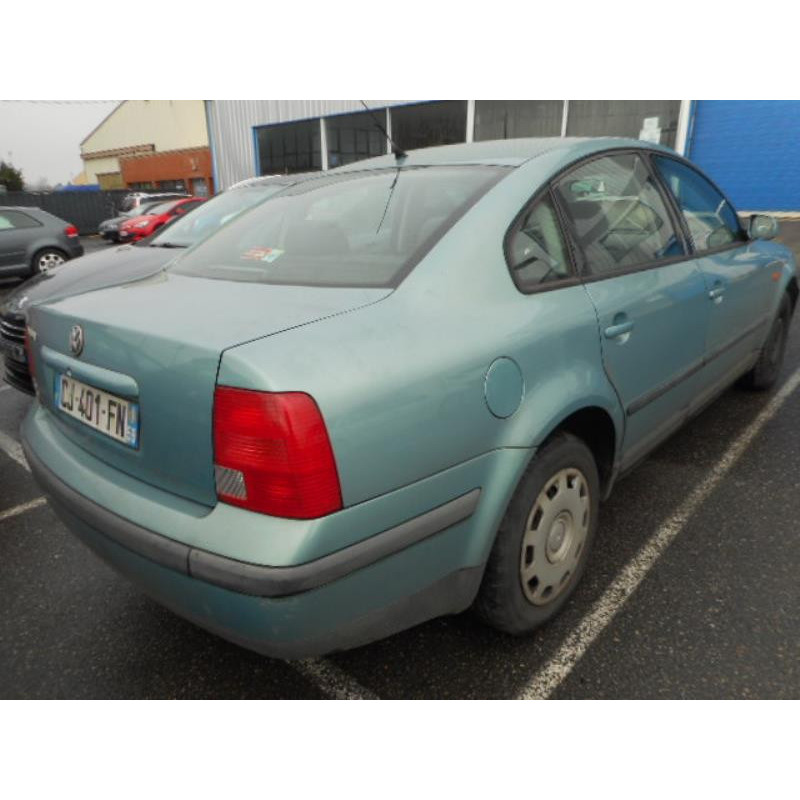 Aile avant gauche VOLKSWAGEN PASSAT 4 Photo n°4