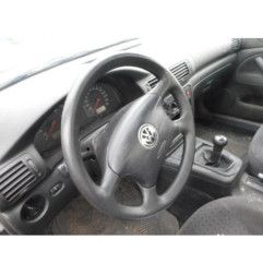 Aile avant gauche VOLKSWAGEN PASSAT 4