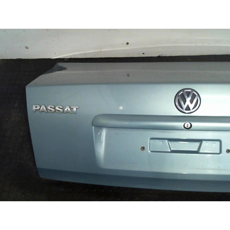 Malle/Hayon arriere VOLKSWAGEN PASSAT 4 Photo n°2
