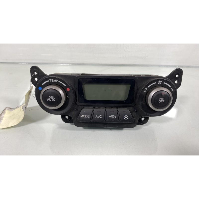 Commande chauffage KIA CERATO Photo n°1