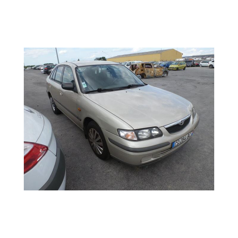 Feu arriere secondaire droit (feux) MAZDA 626 4 Photo n°4