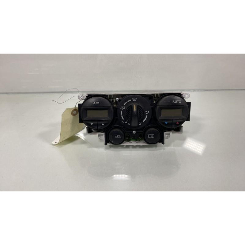 Commande chauffage NISSAN PRIMERA 2 Photo n°1