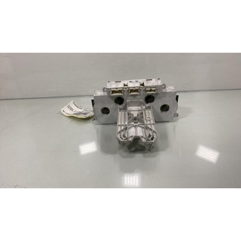 Commande chauffage NISSAN PRIMERA 2 Photo n°3