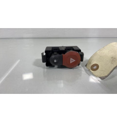 Bouton de warning RENAULT KANGOO 2 Photo n°1